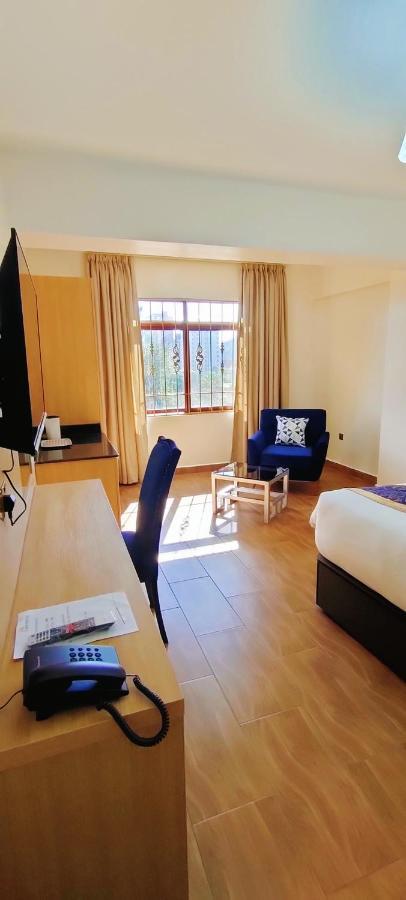 Hays Suites Hotel Nairobi Buitenkant foto